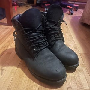 Black Timberland Boots / Size 9.5 / Used Condition
